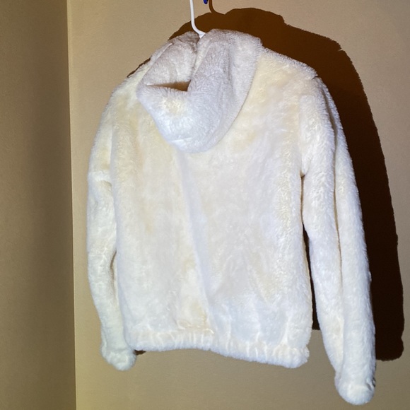 Brand New Nine West White Fur Jacket - Picture 2 of 4